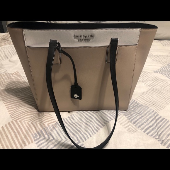 kate spade Handbags - Kate Spade Cameron Laptop Tote
